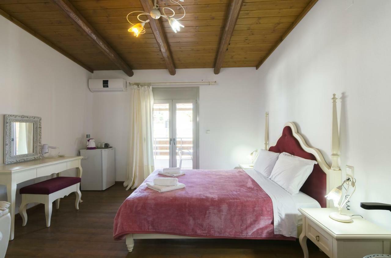 Zaros Hotel Eksteriør billede