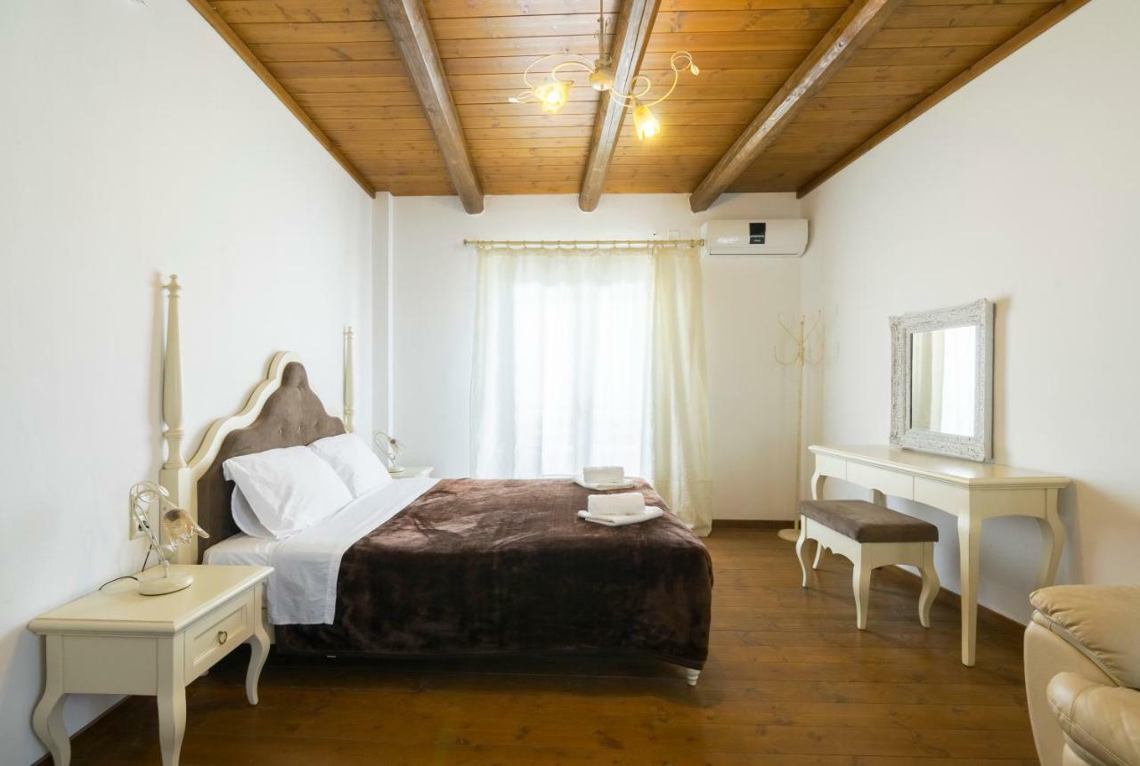 Zaros Hotel Eksteriør billede